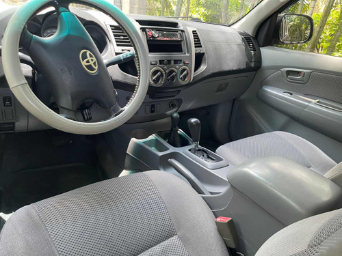 Imagen 12 de 15 de Toyota Hilux Full Time