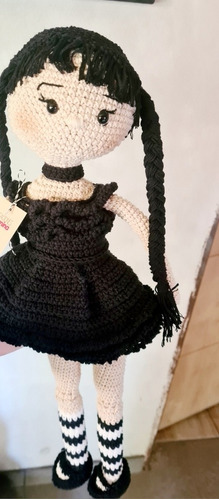 Imagen 3 de 6 de Muñeca Merlina Adams Crochet