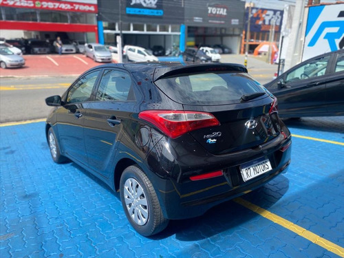 Imagem 5 de 8 de Hb20 1.0 Comfort 12v Flex 4p Manual