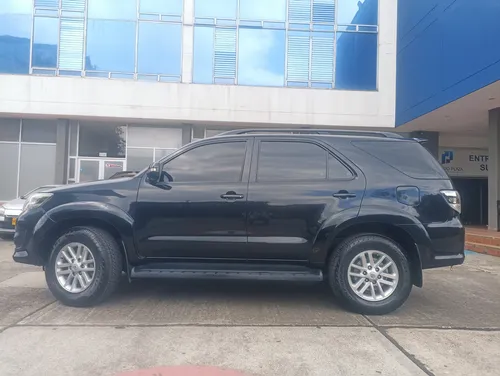 Toyota Fortuner 2.7l 4x2