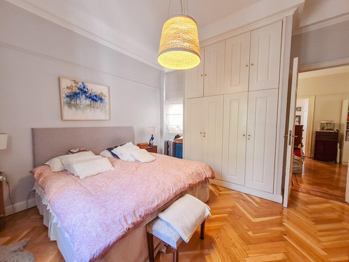 Imagen 13 de 27 de Departamento En Venta De 6 Ambientes , Muy Luminoso Y Tranquilo, Totalmente Reciclado! En Edificio Histórico Patrimonio De La Cuidad. Recoleta