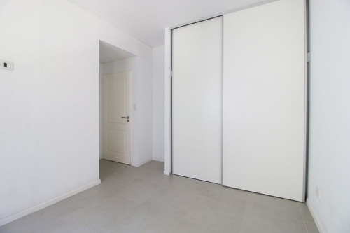 Departamento 4 Ambientes Y 2 Cochera En Recoleta
