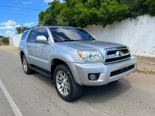 Imagen 4 de 16 de Toyota 4runner Sr5 4x2