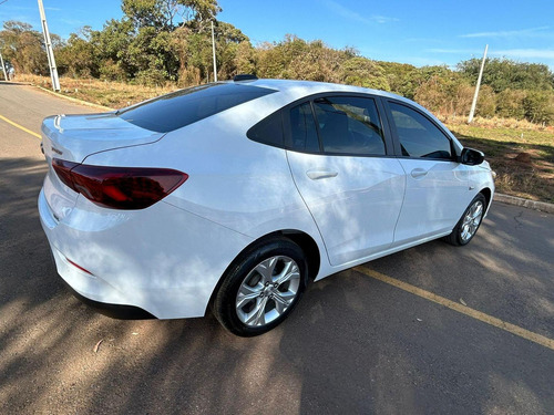 Chevrolet Onix plus Onix 1.0 Plus Turbo At Sedan