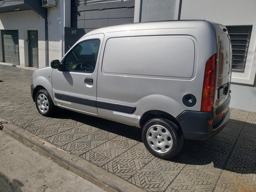 Imagen 7 de 22 de Renault Kangoo 2015 1.6 Furgon Ph3 Confort 1plc