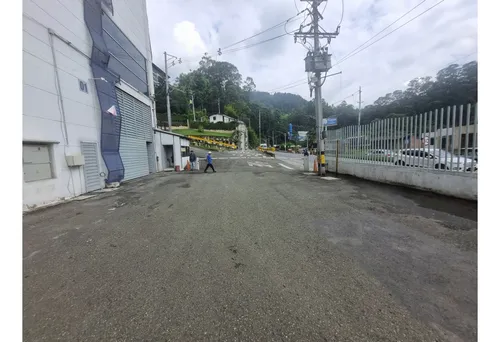 Bodega En Arriendo Variante De Caldas