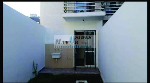 Imagen 4 de 6 de Planta Baja Con Patio