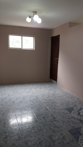 Casa De 2 Pisos Y Terraza En Duran Cdla Abel Gilbert 3