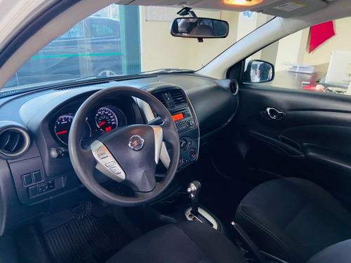Nissan Versa 1.6 16V FLEX SV 4P XTRONIC