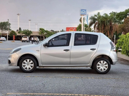 Imagen 7 de 16 de Renault Sandero 1.6 Authentique Pack I 90cv