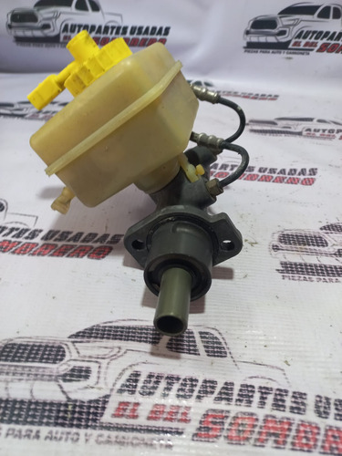 Deposito De Liquido De Frenos Jetta A4 2002-c1999-2015 (Usado)