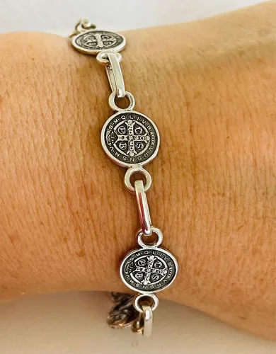 Pulsera Eslabones San Benito De Plata. Sg- Joyería.