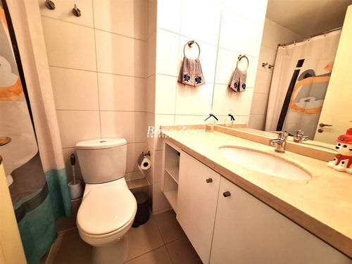 Departamento En Venta De 3 Dorm. San Carlos Apoquindo 2 E