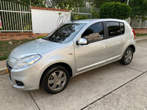 Renault Sandero 1.6 Intens / At