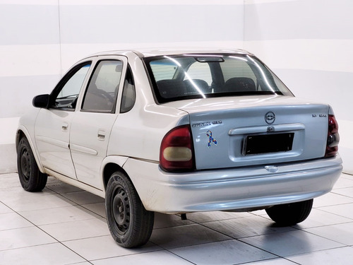 Chevrolet Corsa 1.0 MPFI MILENIUM II SEDAN 8V GASOLINA 4P MANUAL