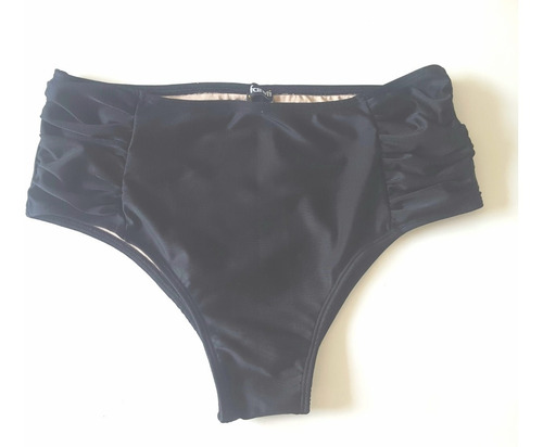 Imagem 1 de 1 de Calcinha De Biquíni Plus Size Hot Pants Laterais Franzida