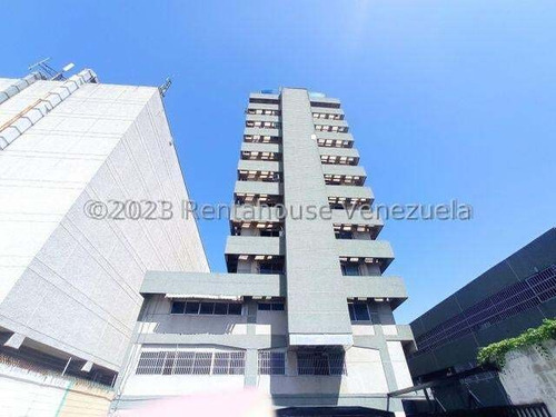 Oficina En Venta Zona Centro Maracay De 47m2 Estef 23-20167