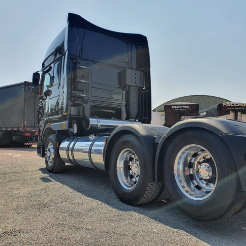 Imagem 6 de 15 de Daf Xf105.460 6x2 Cavalo Trucado 2018 - Teto Alto