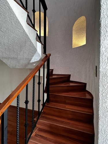 Casa En Renta En Metepec A 1 Cuadra De Av Comonfort Y Tollocan A 5 Min Town Square, En Privada