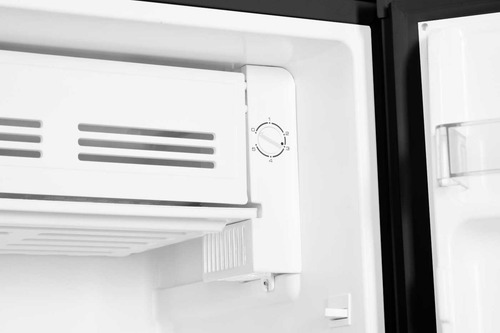 Imagen 4 de 7 de Nevecón frigobar Electrolux ERD90G3HUS acero inoxidable 90L 110V - 120V