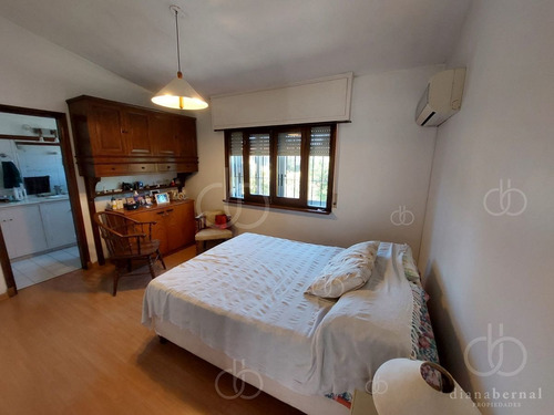 Imagen 8 de 23 de Casa De 3 Dormitorios En Playa Mansa, Punta Del Este