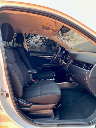 Mitsubishi Outlander 2.4 Kaiteki