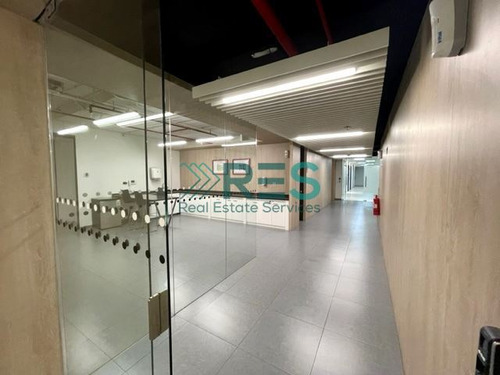 773,86 M2 Estupenda Oficina Apoquindo-metro Manquehue!!!!