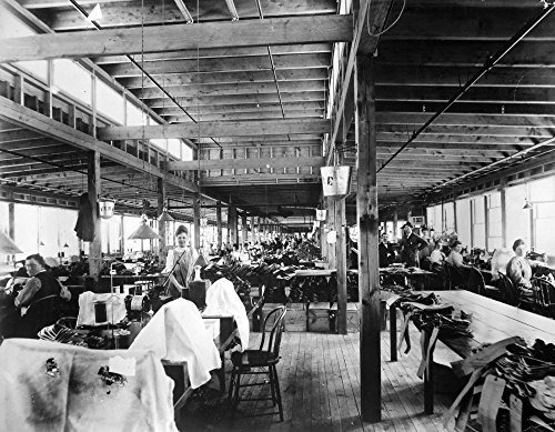 Posterazzi C1910 / Nwoman Trabajadores En Una Fabrica De Za