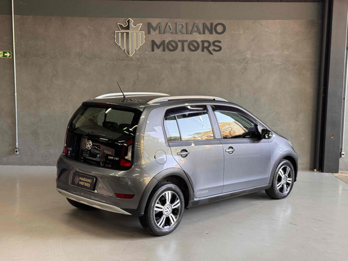 Volkswagen Up! 1.0 170 TSI TOTAL FLEX XTREME 4P MANUAL