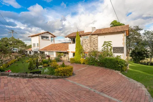 Casa En Arriendo En San José De Bavaria. Cod A12791
