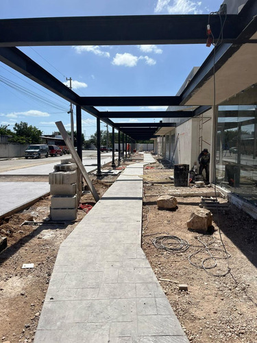 Renta De Local Comercial En Caucel En Preventa En Obra Gris