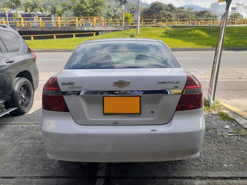 Chevrolet Aveo Emotion 1.6