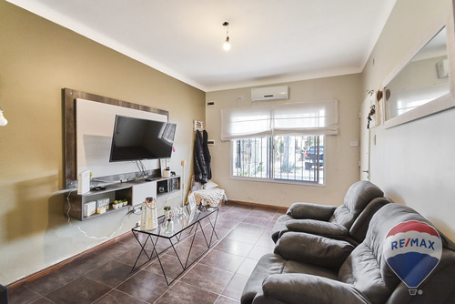 Imagen 4 de 30 de Venta Casa 3 Ambientes Ciudad Jardin Con Pileta