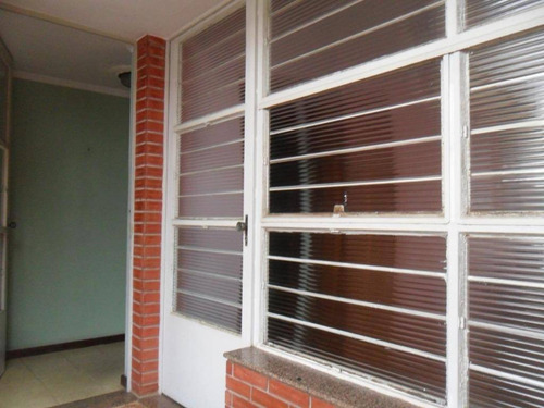 Santa Terezinha - Sobrado C/4 Dorms. C/arms, 3 Salas - Garagem - 300 M² -r$2.000,00 - Ca8617