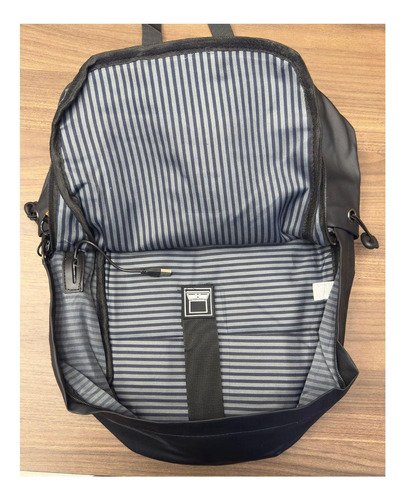 Mochila Impermeável Com Usb Integrado Notebook Preto Florido