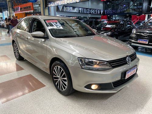 Volkswagen Jetta 2.0 TSI HIGHLINE 211CV