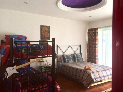 Residencia En San Gil, 8 Recamaras, 11 Baños, Alberca, Junto Al Campo De Golf