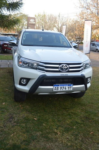 Imagen 16 de 16 de Toyota Hilux Srx At 4x4