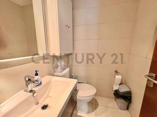 Oficina En Venta, Amoblada, Metro Los Dominicos, Las Condes