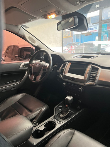 Ford Ranger 3.2 Limited Cab. Dupla 4x4 Aut. 4p 6 marchas