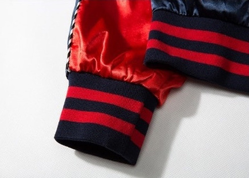 Imagen 5 de 10 de Chaqueta Bomber Bordado Japonés Grulla Azul Marino Y Rojo
