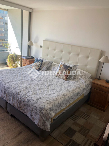 Departamento En Venta De 4 Dorm. En Lo Barnechea