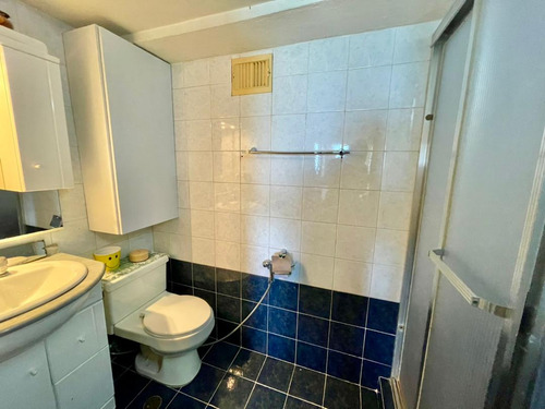 Se Vende Apto De 2 Habitaciones De 68 M2 ,lechería, Playa Lido
