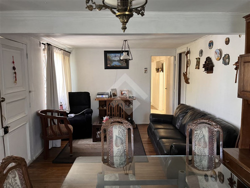 Casa En Venta De 3 Dorm. En Ñuñoa