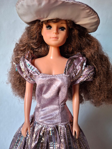 Muñeca Betty Teen Tong Morocha (Usado)