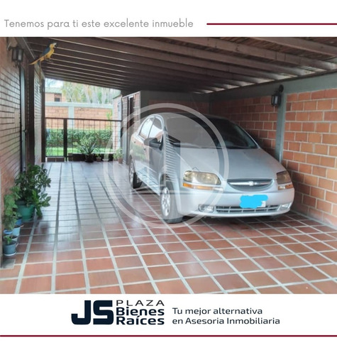 Imagen 8 de 14 de En Venta Townhouse Urb. Valle Lindo Turmero 04144435954
