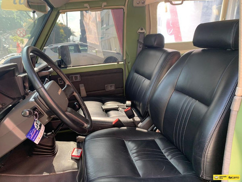 Imagen 11 de 14 de Toyota Land Cruiser