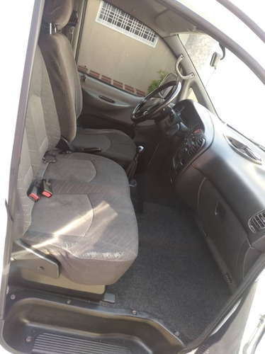 Imagen 7 de 7 de Hyundai H1 Panel
