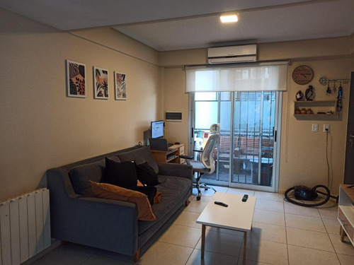 3 Ambientes En Dúplex En Victoria Centro