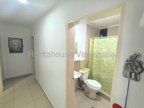 Diana C. Vende Apartamento De Oportunidad En San Diego, Monteserino. Vigilancia 24 Hrs, Pozo De Agua Rc-dc 25-19711